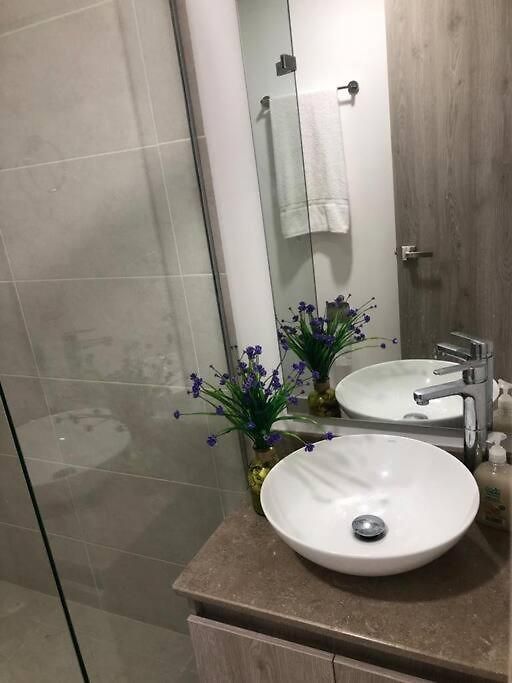 Apartamento Apartamento Costero, Amplio Y Cómodo. *