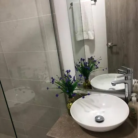 Apartamento Apartamento Costero, Amplio Y Cómodo. *